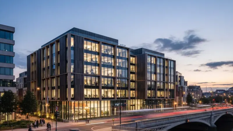Architectural Practices UK (10+ Employees): Project Scales & Expertise Areas