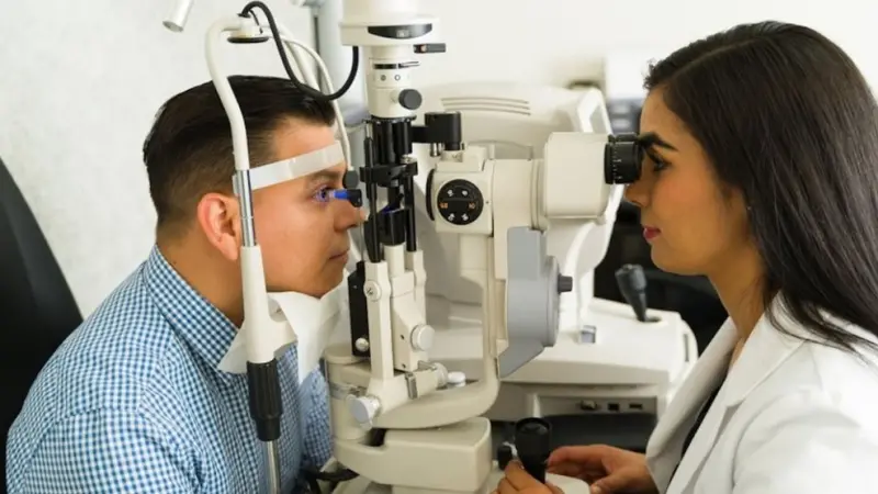 SMO Service for Ophthalmologist in Leeds  Social Growth