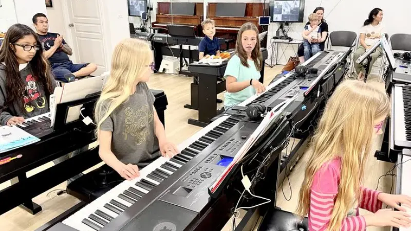 Most Popular Piano Teacher in London