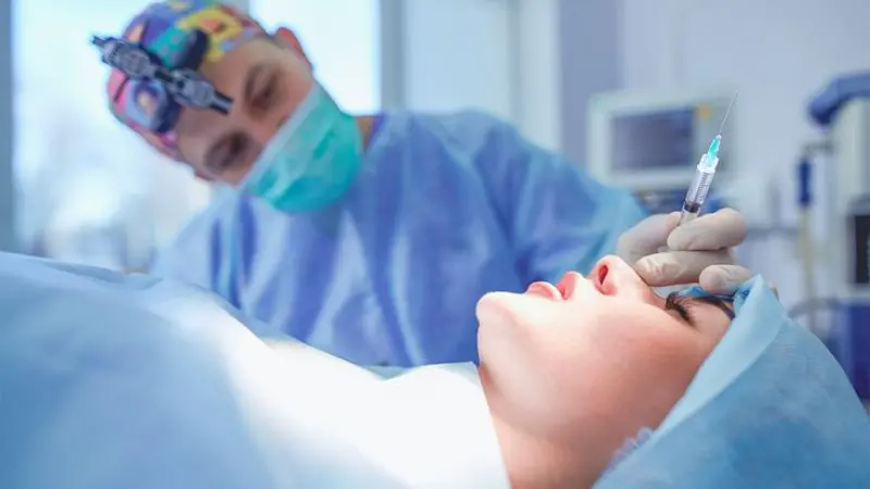 SMO for Plastic Surgeon London - Social Optimization