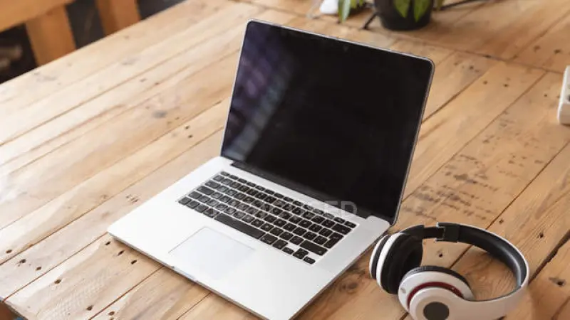 Content Marketing for DJs in Glasgow Strategy & ROI