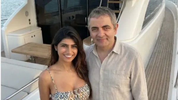 Is Mia Khalifa Dating Rowan Atkinson? Viral Photo Truth