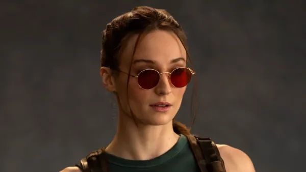 Sophie Turner Lara Croft Look Revealed