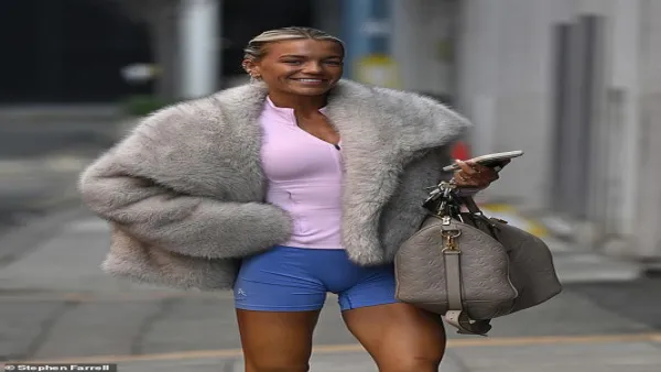 Molly Smith Flaunts Tanned Physique Heading to the Gym
