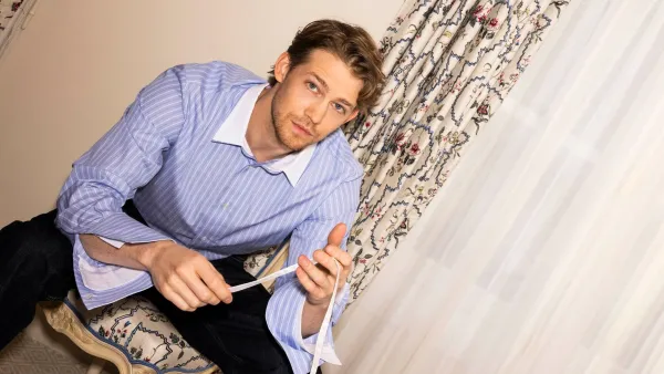 Joe Alwyn on Dior Show & Hamnet Haircut