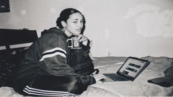 Jorja Smith Reflects on Blue Lights