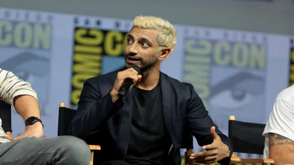 Riz Ahmed on Why 'Hamlet' is a Story for Right Now