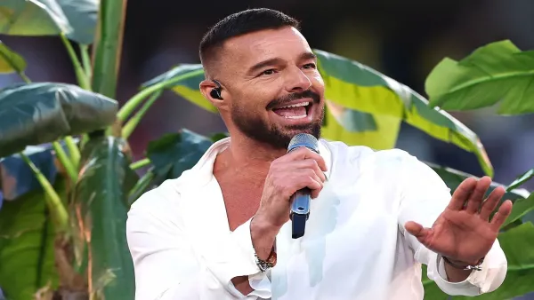 Ricky Martin’s Super Bowl Face: Fans React to Icon’s Look