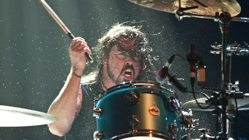 Dave Grohl Surprises Sepultura Fans at Final US Show of Farewell Tour