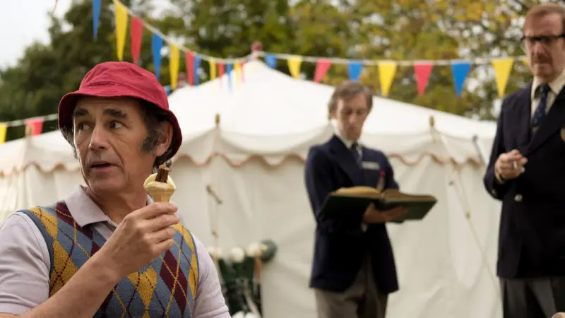 Mark Rylance Swings Into Action as the World's Worst Golfer in Irresistible True Story Now Streaming on BBC iPlayer