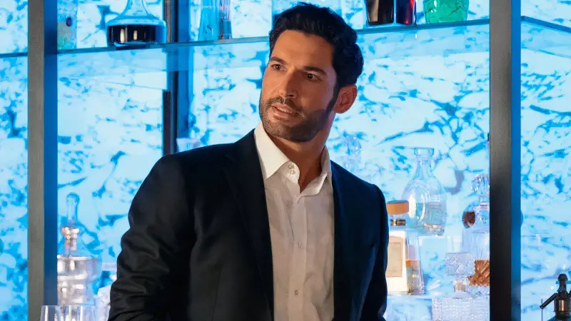 Tom Ellis Swaps British Charm for American Grit in ‘CIA’ – A Redemption Arc After the ‘Lucifer’ Accent Debacle
