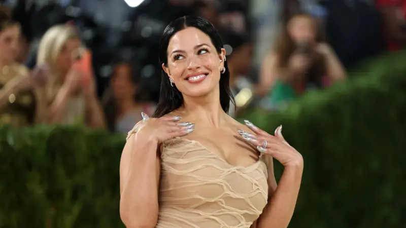 Ashley Graham Reveals the Surprising Mindset That Keeps Her Sane Through Motherhood Chaos