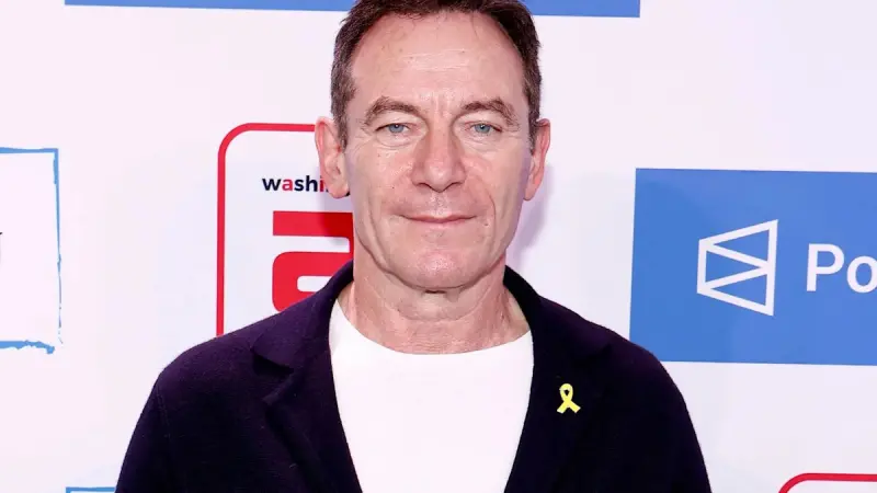Jason Isaacs Marks 27 Years of Sobriety: ‘I’m Writing to Say That It’s Possible’