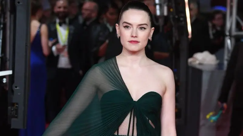 Daisy Ridley Opens Up About 'We Bury the Dead' and the Power of a 'Really, Really Good Cry'