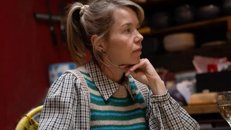 Anna Maxwell Martin's Dark Thriller 'A Good Girl's Guide to Murder' Hits Netflix—Inside the Twisted Teen Mystery