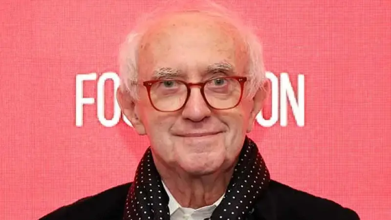 Double Emmy Showdown: Jonathan Pryce Eyes Twin Nominations for 'The Crown' and 'Slow Horses'