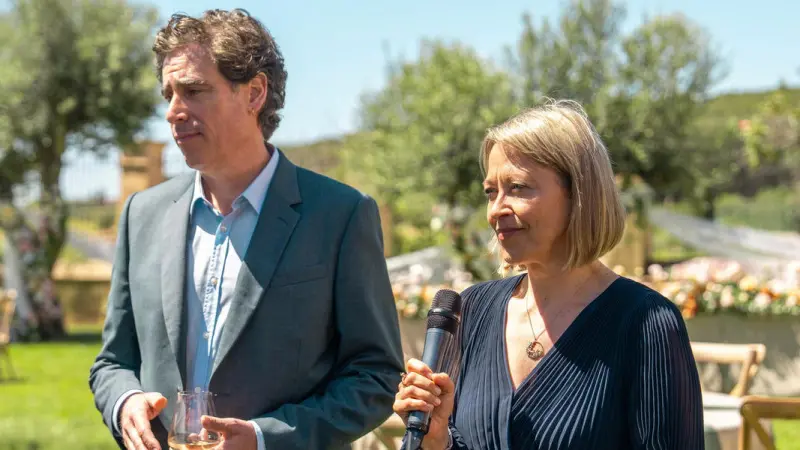 Stephen Mangan Joins Kristin Scott Thomas in Explosive West End Revival of Chekhov's The Cherry Orchard
