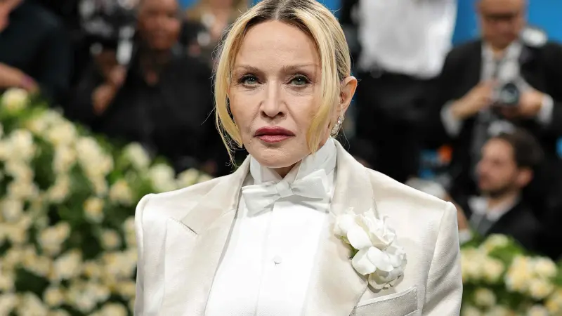 Madonna’s Flawless World Cup Glam: How a $28 Foundation Stole the Halftime Show