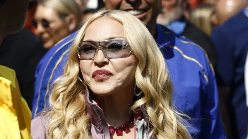 Madonna Forced to Deny Hanging Out With Donald Trump After World Cup Final Rumors