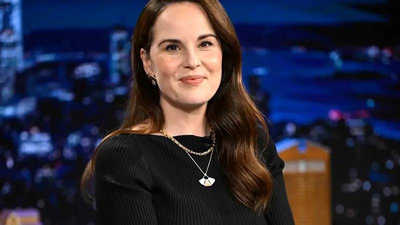Pregnant Michelle Dockery Reveals Her Dog Alfie's Disappointing Reaction to Baby News: 'He Doesn't Care'