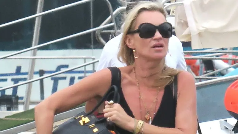 Kate Moss Proves the Overstuffed Birkin Is Timeless in Formentera