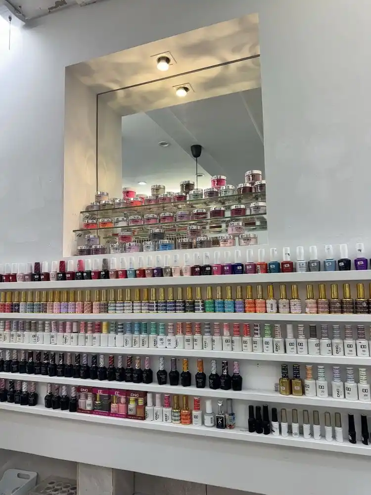 Modern Nails Spa