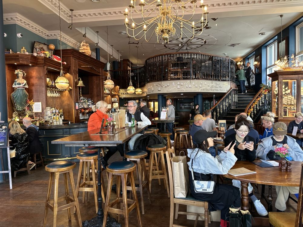 The Admiralty, Trafalgar Square
